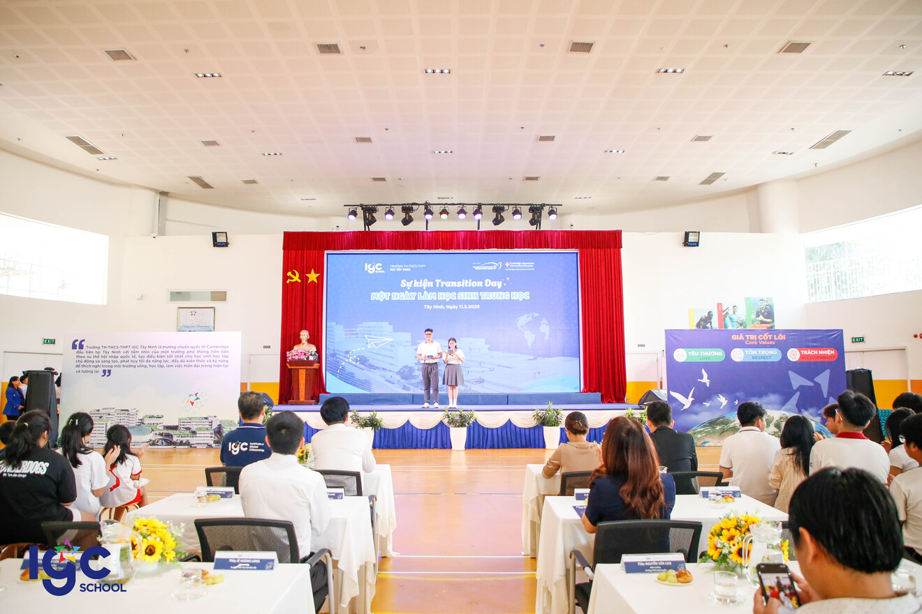TRANSITION DAY – MỘT NGÀY LÀM HỌC SINH TRUNG HỌC