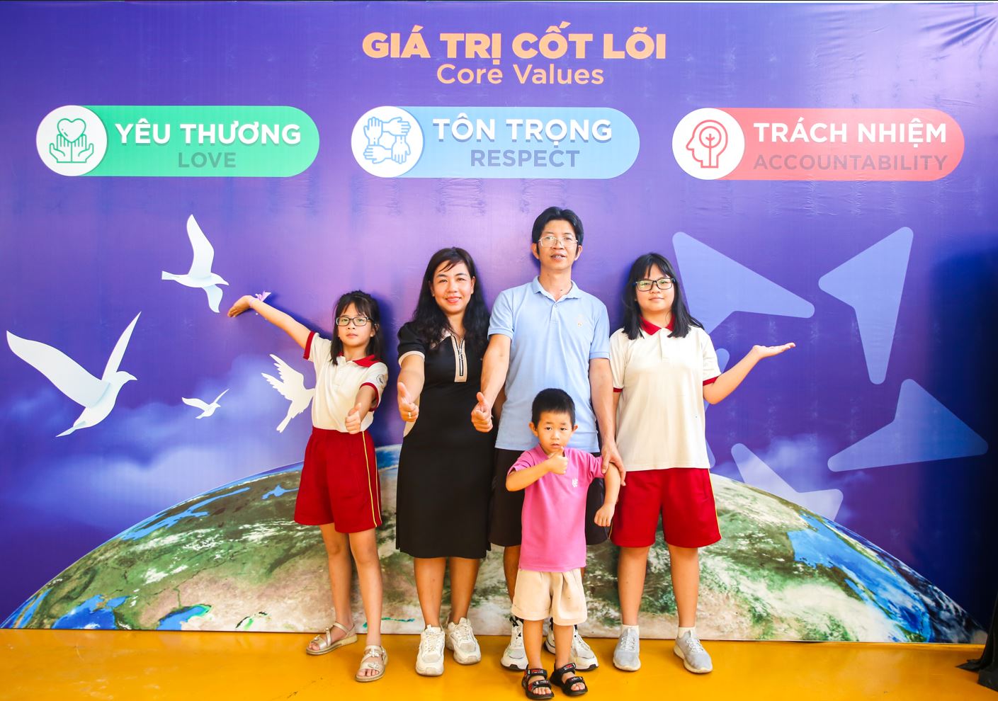 Chia sẻ của Phụ huynh có 3 con đang học tại IGC Tây Ninh: "LỰA CHỌN IGC TÂY NINH LÀ LỰA CHỌN MÔI TRƯỜNG HỌC TẬP PHÁT TRIỂN TOÀN DIỆN"