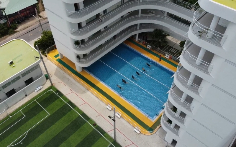 trường nào tốt cho con ở Tây Ninh sân bóng đá hồ bơi hiện đại