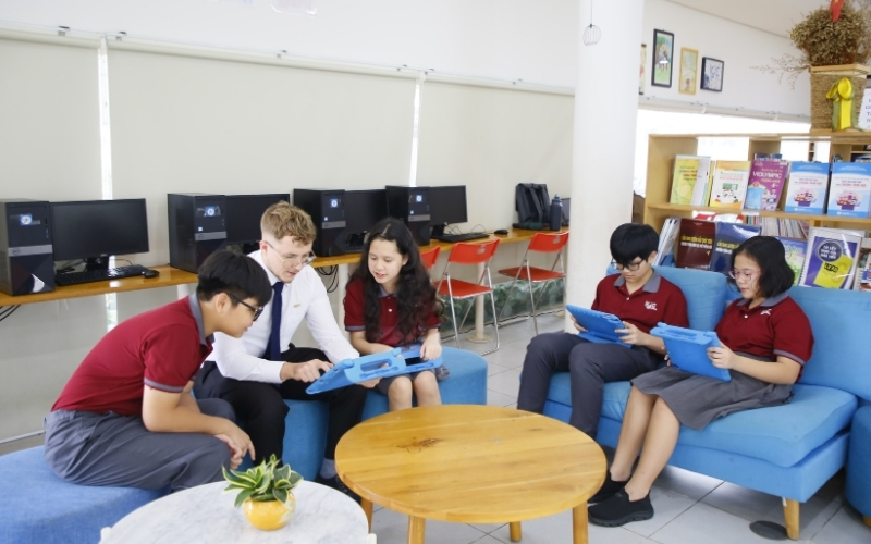 trường nào tốt cho con ở Tây Ninh tiết học tiếng Anh chuẩn Cambridge
